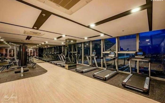 Luxury apartment sea view- May The Song