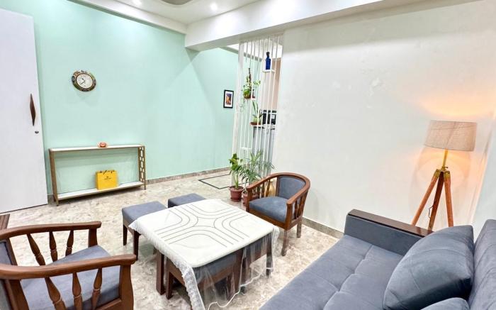 The Olivia | 5 Star 1BHK Luxury suite