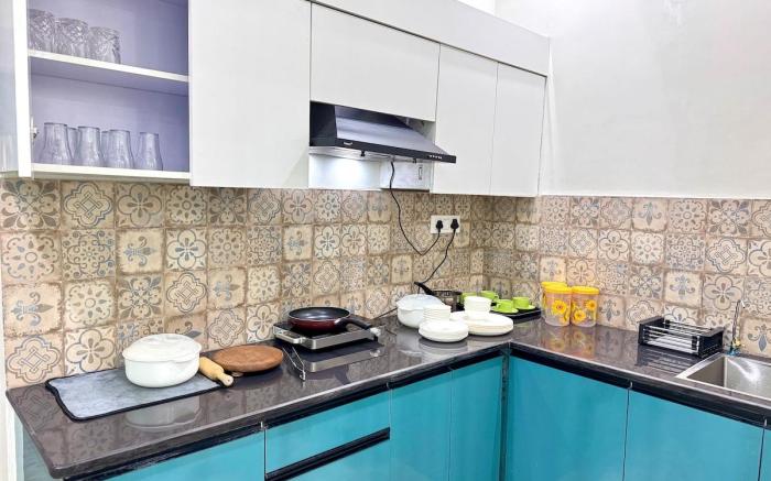 The Olivia | 5 Star 1BHK Luxury suite