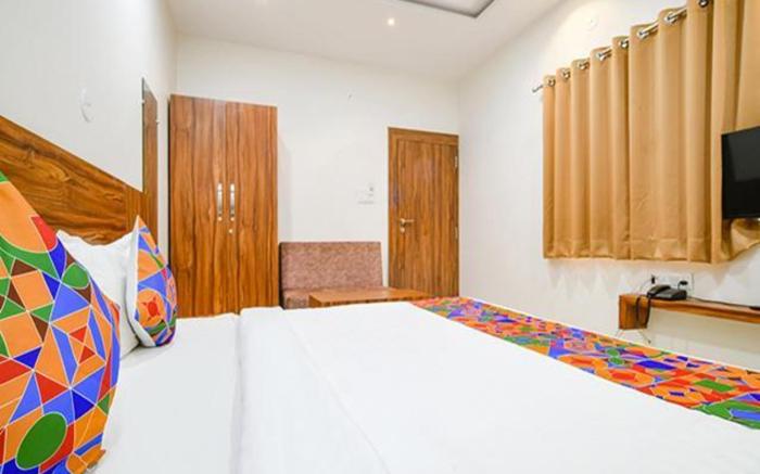 FabHotel Adiyogi Aura