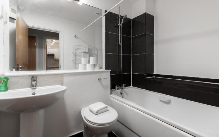 Comfy Apartments in Queensway