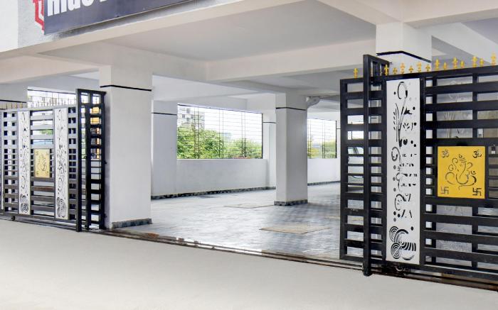 SPOT ON Hide Away Inn