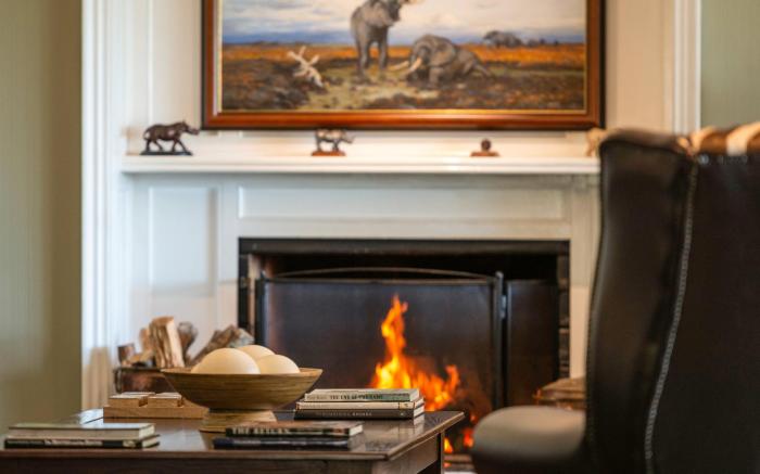 Founders Lodge by Mantis