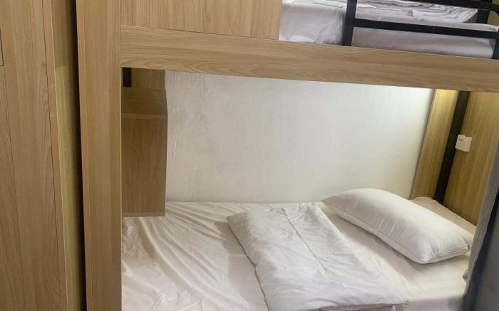 hola backpacker hostel