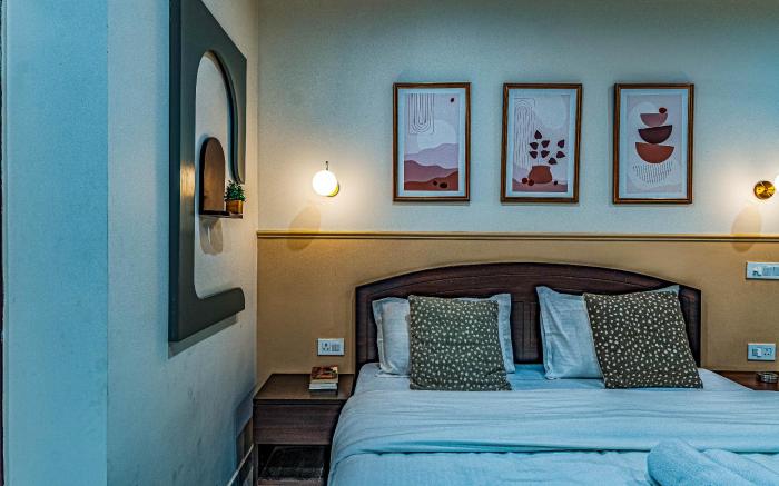 Snowdrop 3BR-SF |Mussoorie Mall Road by Homeyhuts