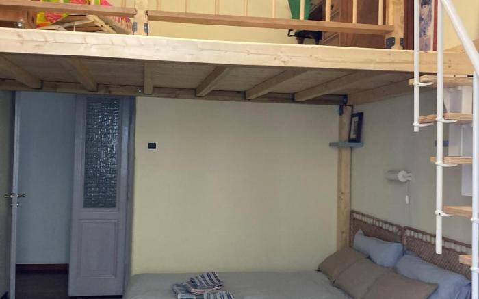 la ninfea camera soppalcata con studio