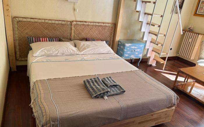 la ninfea camera soppalcata con studio