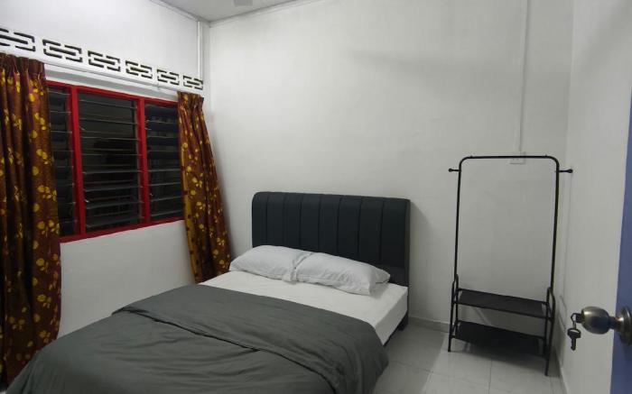 Damai Homestay- 2-story house in
Tangkak