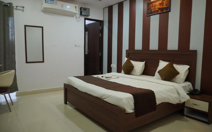 Vinayak Guest House