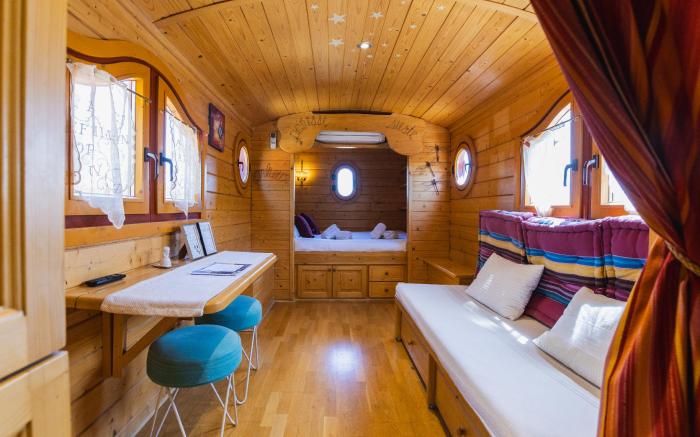 Roulotte chez Manon en Luberon