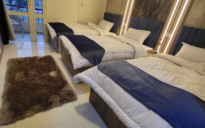 Alaska Pyramids Hotel