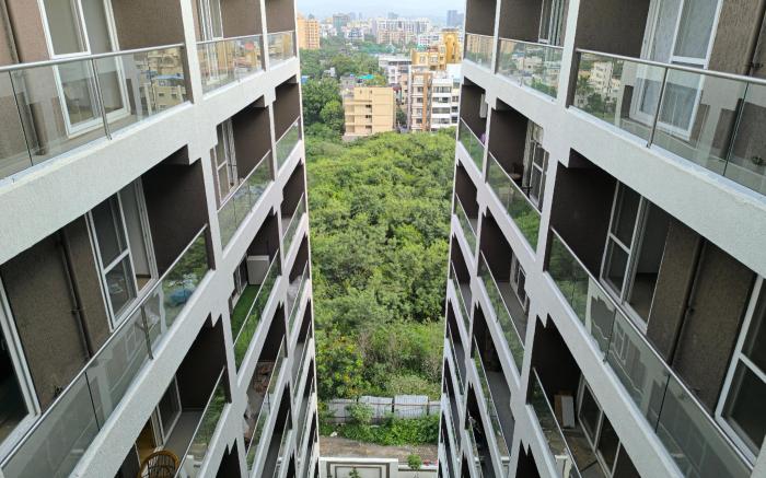 Orraica Stays Neon Hometels