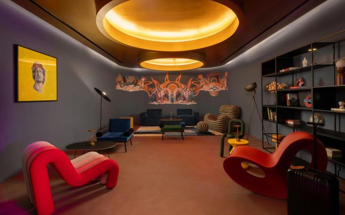 Moxy London Piccadilly Circus