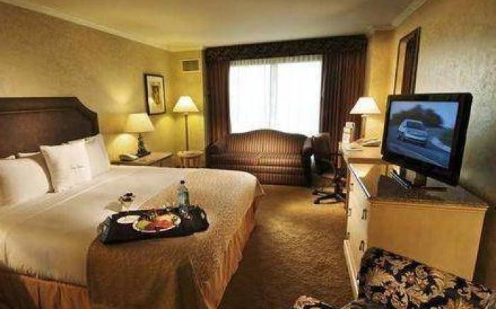 DoubleTree Irvine Spectrum Hotel