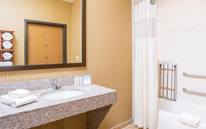 Hampton Inn Wichita-East Hotel