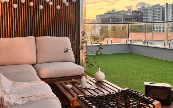 Private Rooftop Terrace · Sunset View · Elevator