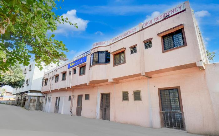 FabHotel Devi Residency Wakad