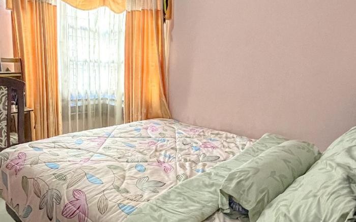 Anita Villa & Private Pool Batu with 3 bedroom