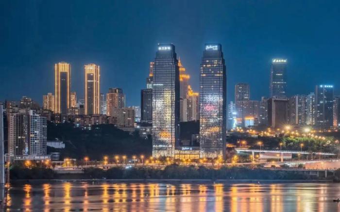 Aixin Yangtze River International Apartment 