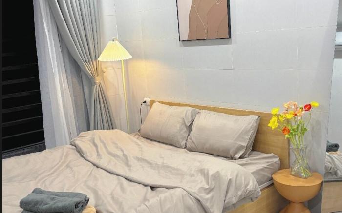 Ebon Room - Amoureux Homestay