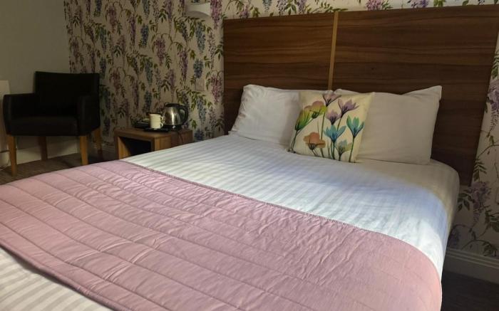 Double Standard Room With Private Bathroom