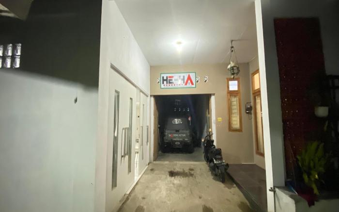 OYO 94839 He-ha Homestay Syariah
