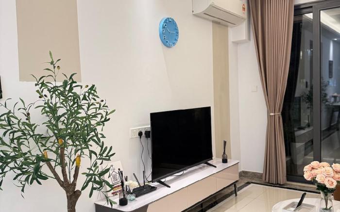 R&F Seine Region Bright Home (Dual Key)