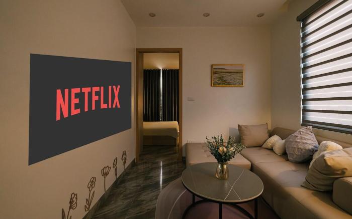 Trung Kinh Apartment | With Projector | Balcony