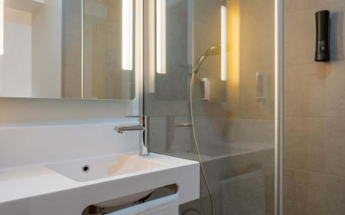 B&B HOTEL Annecy Cran-Gevrier