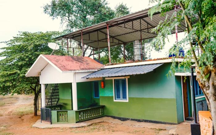 Aarraams Farms & Resorts