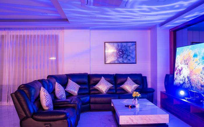 Villa in Pattaya 6 Bedroom (Best Fun Pool Villa)