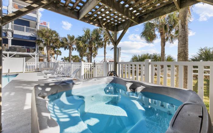 Oceanfront 8 Bedroom w/ Private Pool/Spa/Yard/Deck
