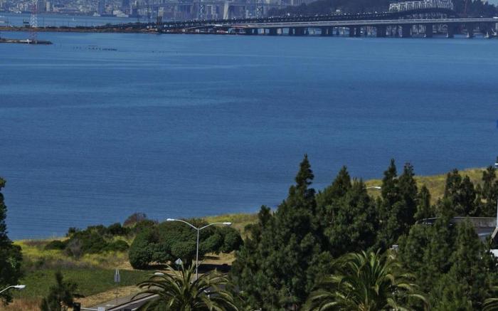 Hilton Garden Inn San Francisco - Oakland Bay Bridge Hotel