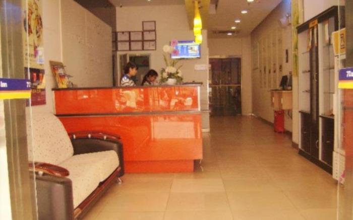 7 Days Inn Deyang Wenmiao Square
