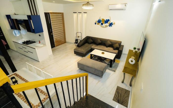 Luxe 4bhk Villa w/Pool, Steam Bath, Jacuzzi & WiFi