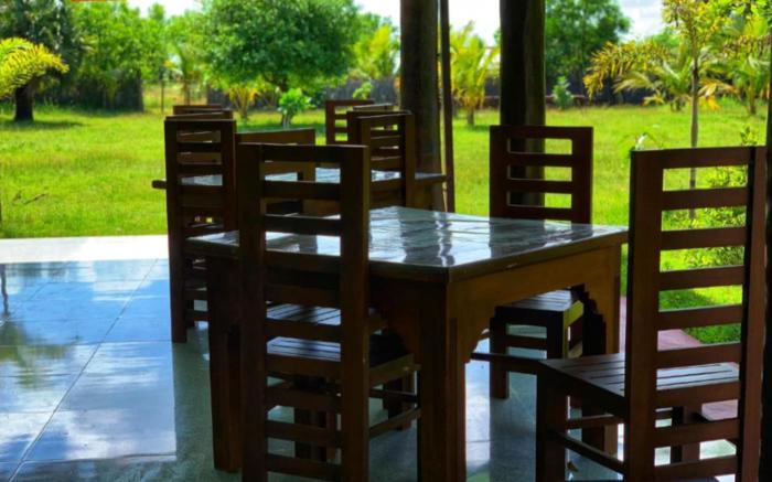 Greenbury Kite Hostel & Restaurant