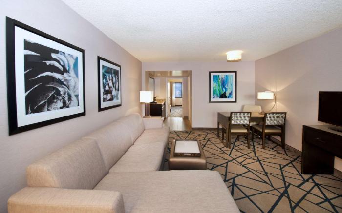 Embassy Suites by Hilton Portland Tigard
