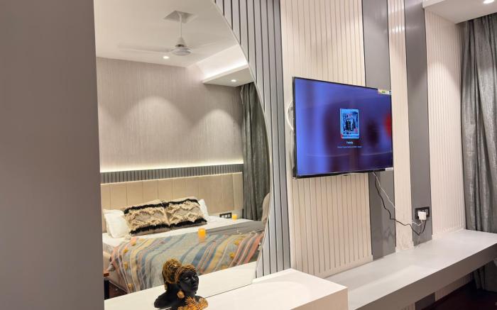 Luxury Studio Retreat for Couples | Independent