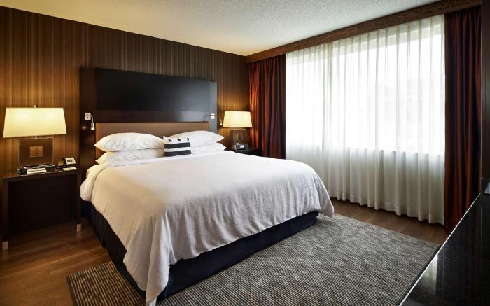 Embassy Suites by Hilton Washington DC Chevy Chase Pavilion