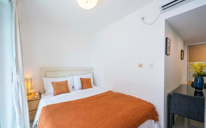 Tyms Stylish 1BR APT Xujiahui Oriental Manhattan