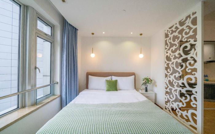 Tyms Stylish 1BR APT Xujiahui Jiahui International