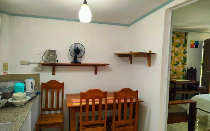 Fewstepstobeach;hot/Cshower;privatekitchen;terrace