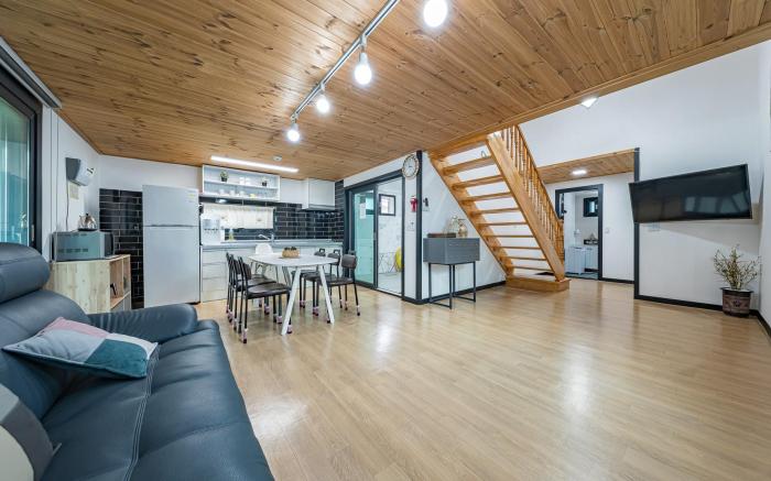 Gyeongju Haneulbit Private Pool Villa