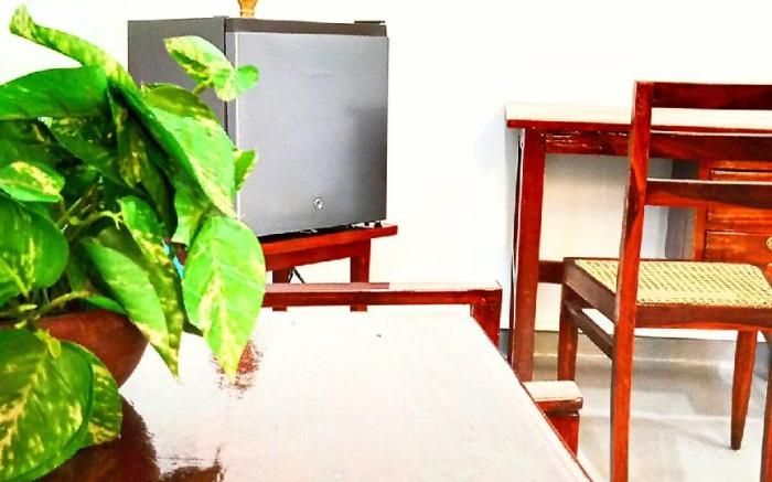 White Room in Colombo Seven