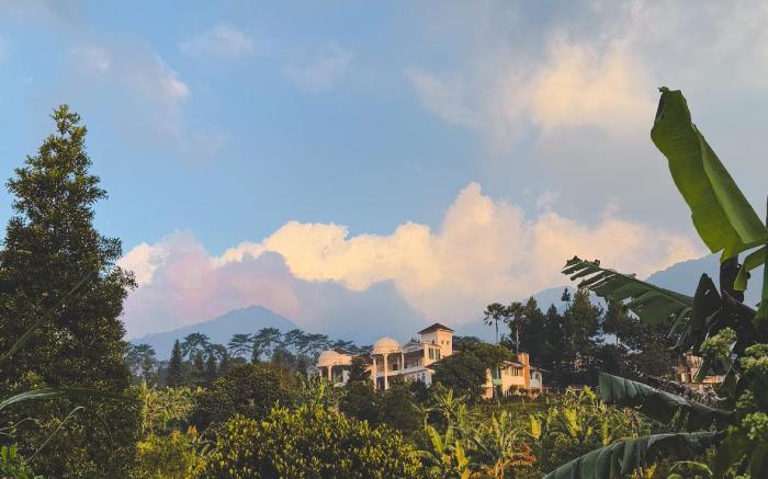 Villa Restu 5 – Cozy 2BR Mountain View in Puncak