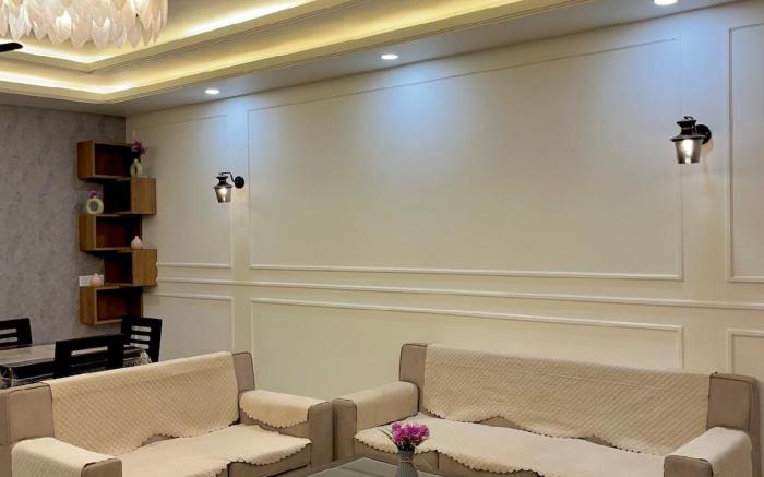 White lotus apartment