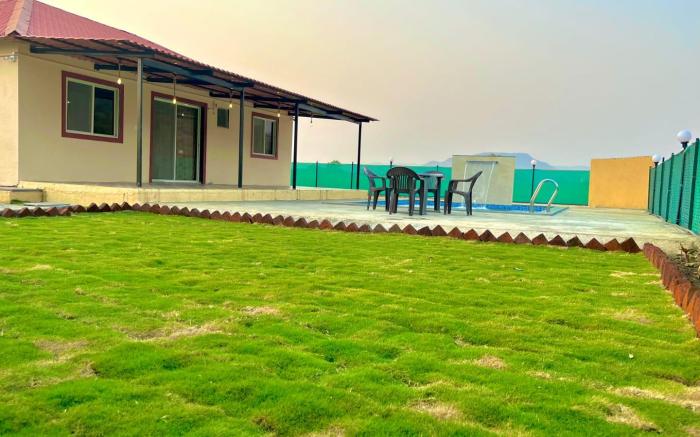 Vacation farmhouse lonavala 3bhk swimming pool