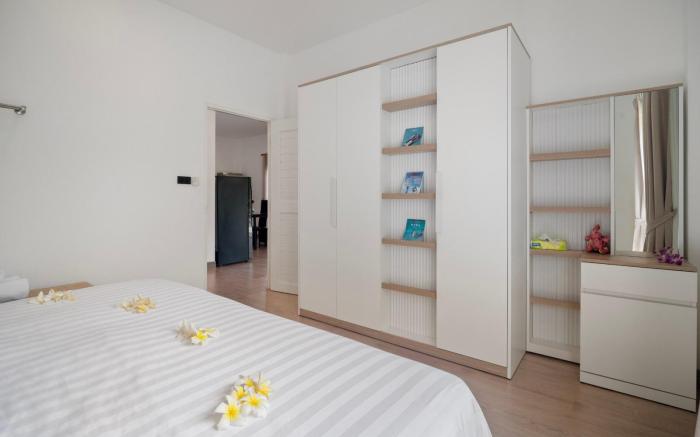 La Casa Bangtao Resort