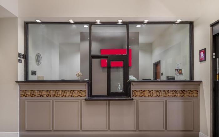 Red Roof Inn La Porte