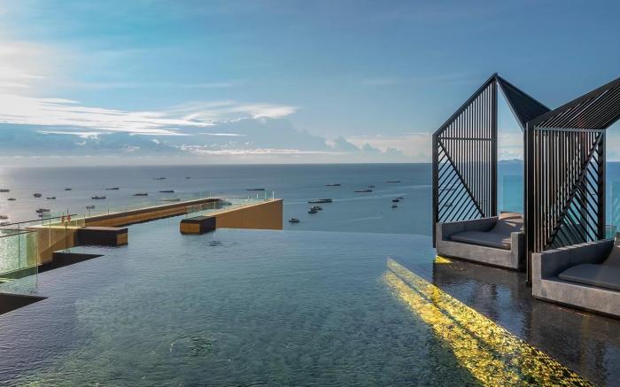 Edge Central Pattaya by Prop Hopper